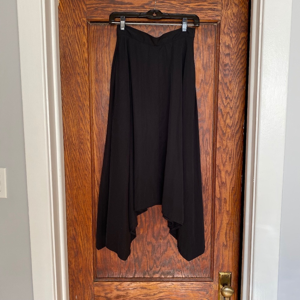 Saint + Sofia Black Midi Skirt - Size 4